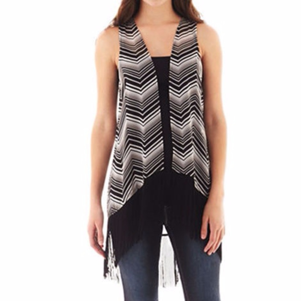 Love-And-Let-Love-Stony Chiffon-Fringe Vest